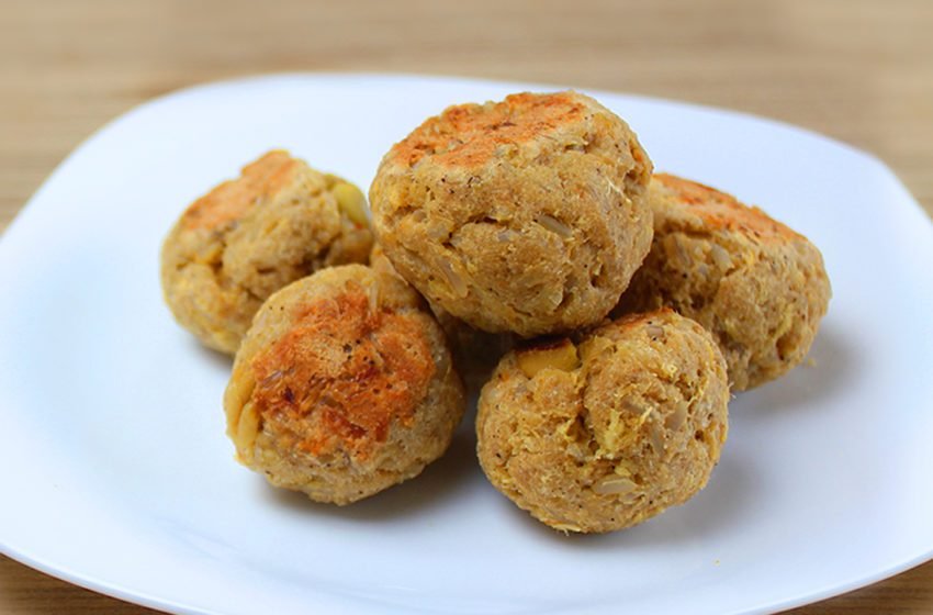 Bolinho Fit de Arroz com Frango